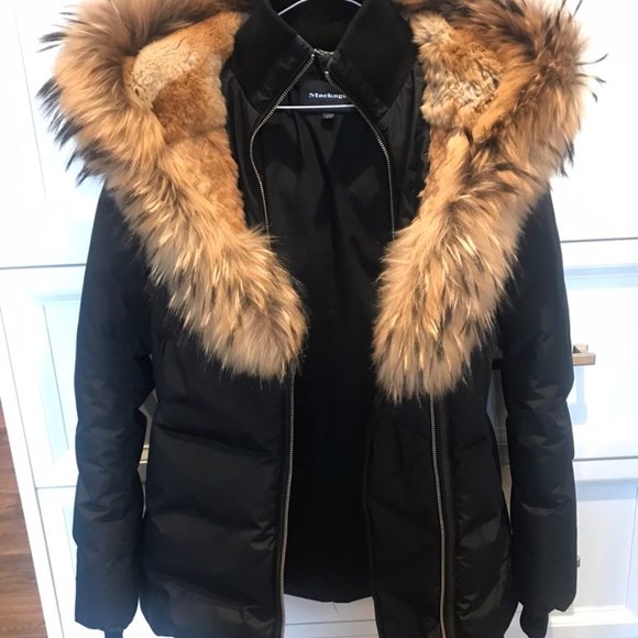 Women's Mackage Winter Coat. Black. Small/XS - Picture 7 of 11